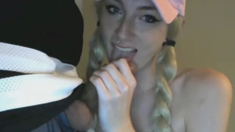 Cute ash-blonde tranny bj's Her Lover''s Cock gratis travesti porno