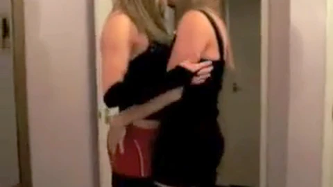 She-creature, 綺麗な